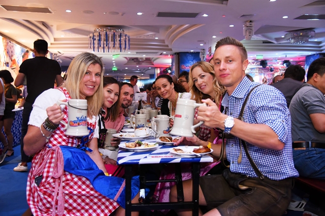 Thousands Flock to Hanoi for World’s Largest Beer Festival: Oktoberfest 2024