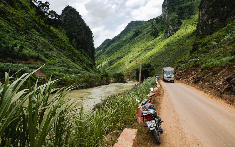 Vietnams Northern Tourist Destinations Reopen After Typhoon Yagi, Cautiously Resuming Activities