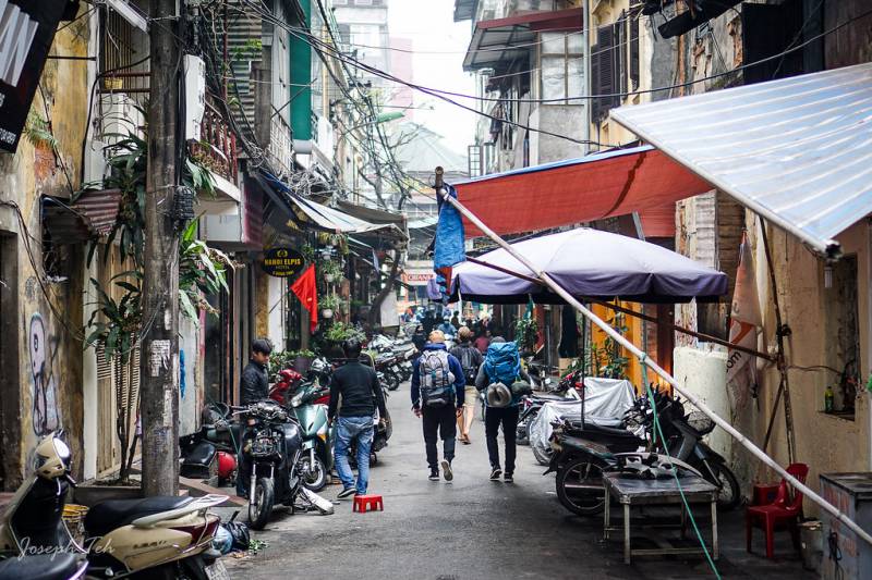 The Best Places to Stay in Hanoi for Backpackers: Hostels and Homestays