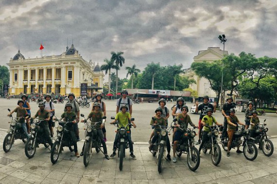 HANOI FOOD AND SIGHTS BY MOTOBIKES