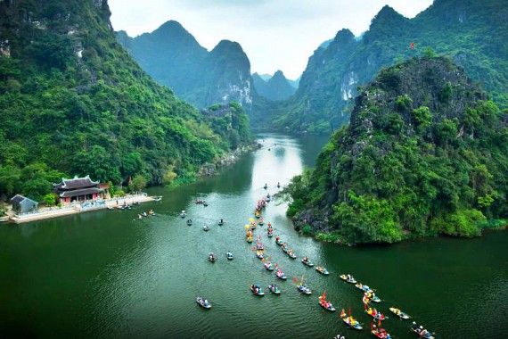 TRANG AN - MUA CAVE - BICH DONG
