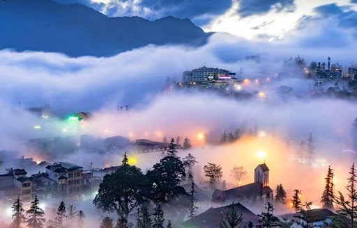ESSENTIAL HANOI -  HALONG - SAPA